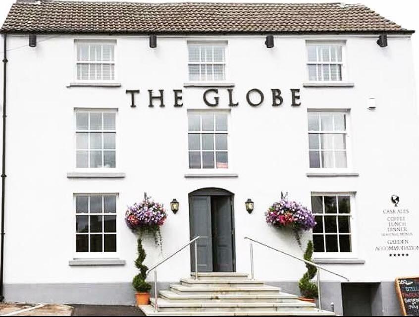 The Globe Inn Alvington Exterior photo
